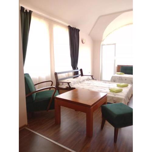 Wild Cherry 2 bedroom Apartament Economy-3