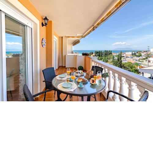 WintowinRentals Pool, Sunny side & Free Parking.