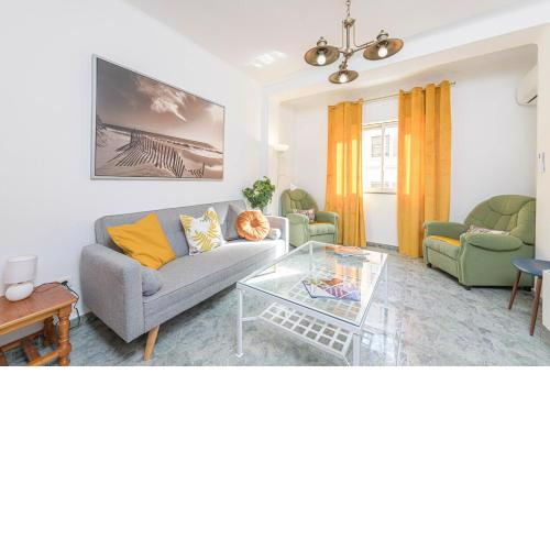WintowinRentals Ubicación fabulosa, completo apartamento con Parking en el Soho de Málaga