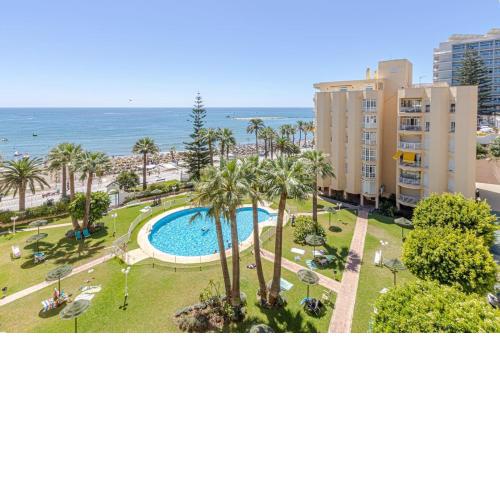Wonderful apartment with sea views