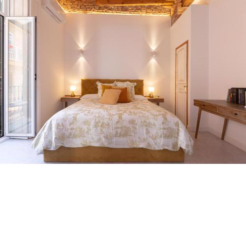 Wonderful apartment with three bedrooms and two bathrooms in the center