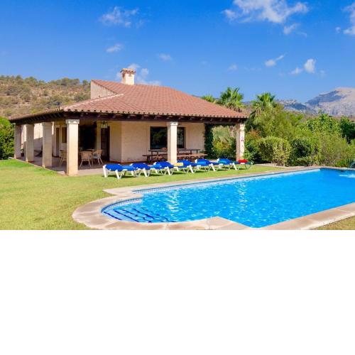 Wonderful Pollensa Villa Short walk to Old Town Villa Can Colom Private Pool