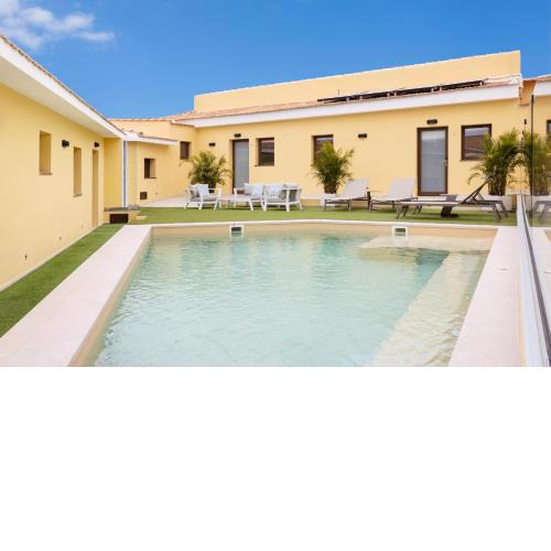 Wonderful vacation home Suites and pool