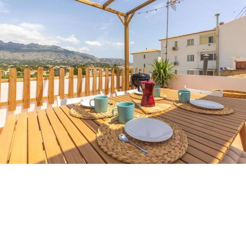 Wonderful Views Terrace 3BR Cottage - BBQ - AC