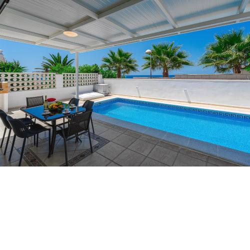 Wonderful villa in Sueño Azul with private pool