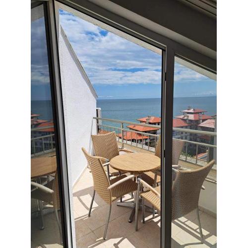 Wspaniały apartament w kompleksie Galateya
