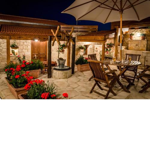 Xenios Cottages