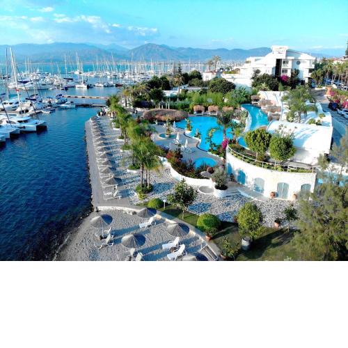 Yacht Classic Hotel - Boutique Class