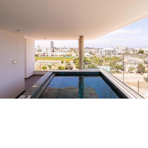 YAMAS Sunny Pool Penthouse Families & Couples ONLY