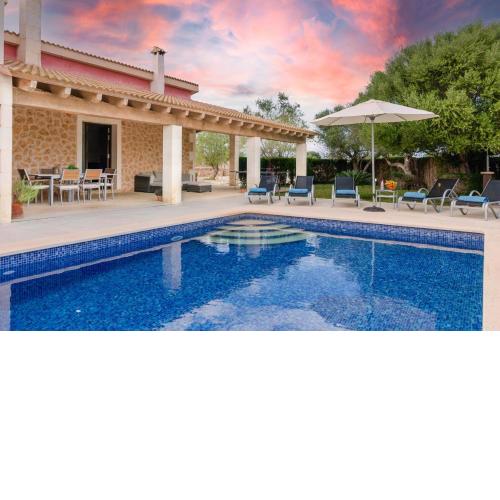 YourHouse Can Cuixa Villa