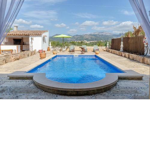 YourHouse Es Puig, quiet villa with private pool