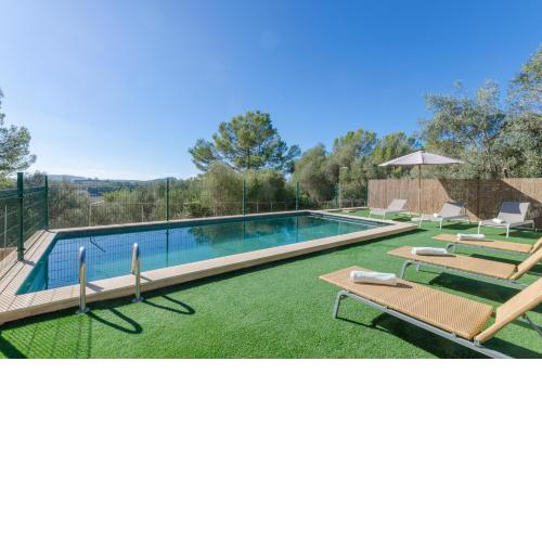 YourHouse Llampi, quiet villa in the countryside with private pool