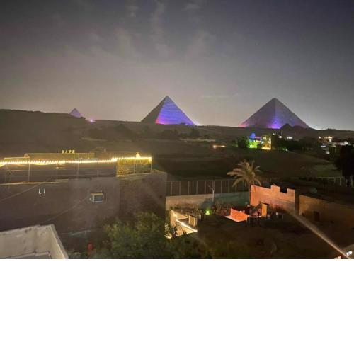 Youssef Pyrameds Hotel