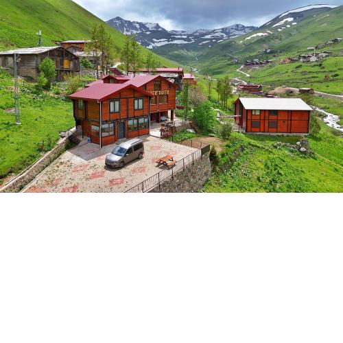 Yüce Suite