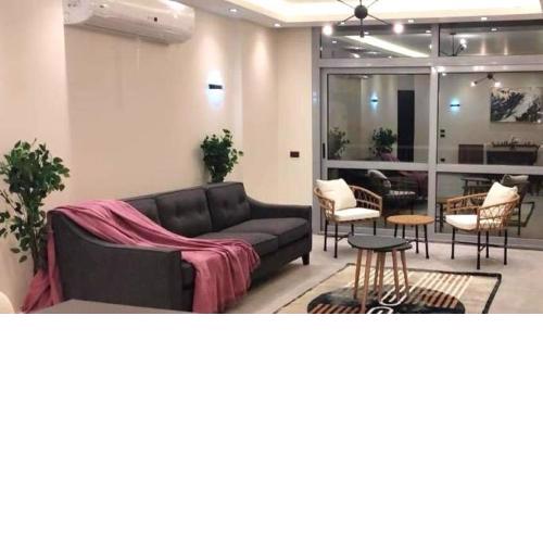 Z Executive Hub