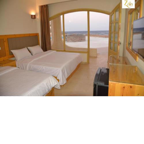 Zain Dive Inn
