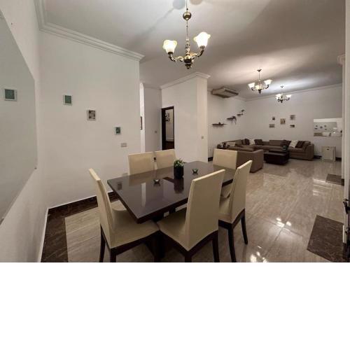 ZAMALEK Home central spacious 2 bedroom with full kitchen