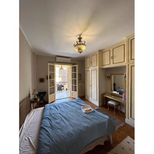 Zamalek Nile View, 3BR Classic Luxury
