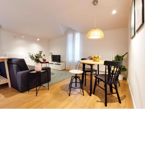Zarautz Bella Suite by Aston Rentals