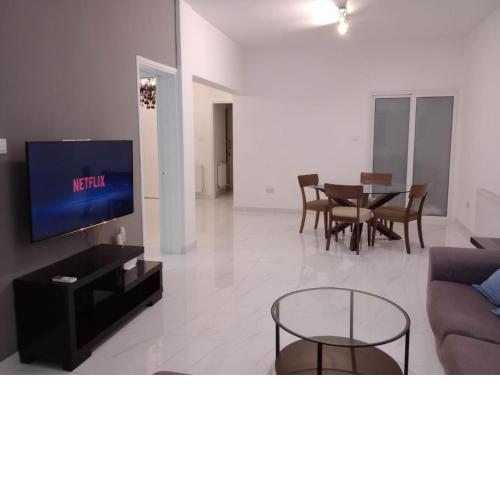 Zelea Deluxe Apartment (BREAKBOOKING CY)