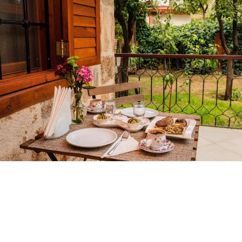 Zemira Garden Hotel