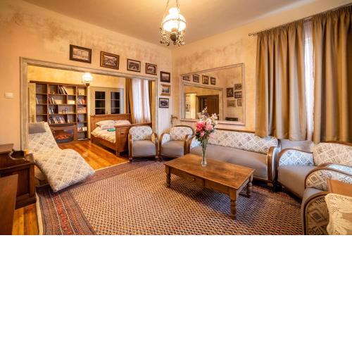Zlatanov Residence