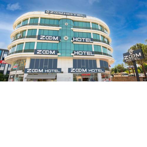 ZOOM HOTEL